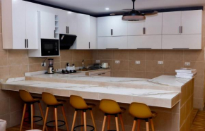 Juda Chaim Apartments